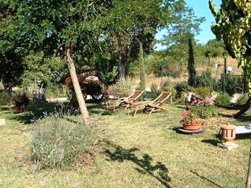 Il Casale Bed & Breakfast Поджибонси Екстериор снимка