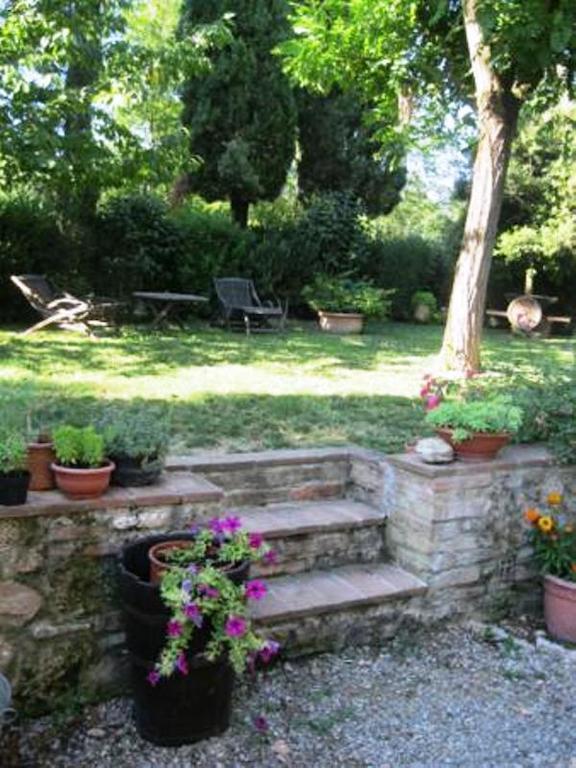 Il Casale Bed & Breakfast Поджибонси Екстериор снимка
